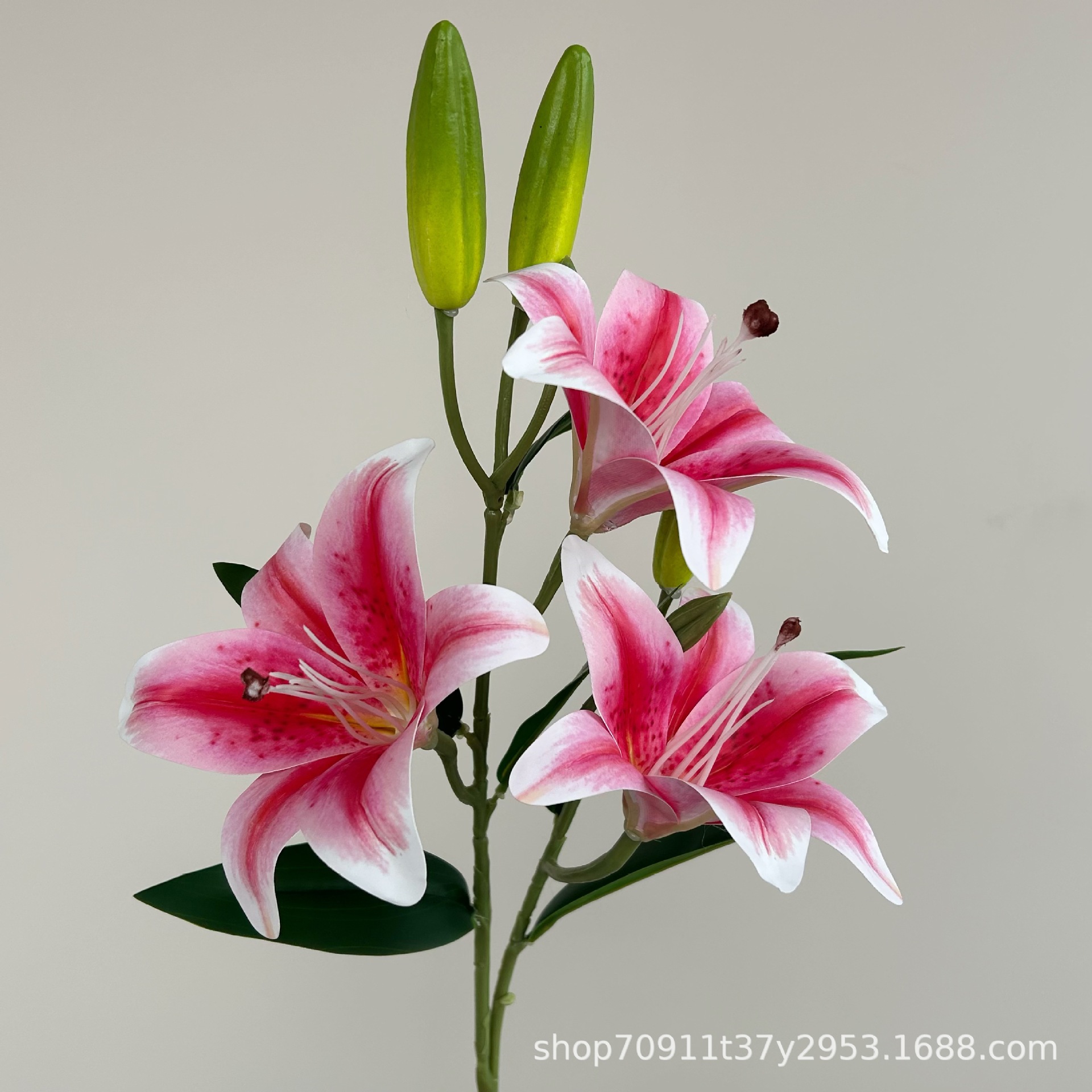 Moist-touch 3D faux lily